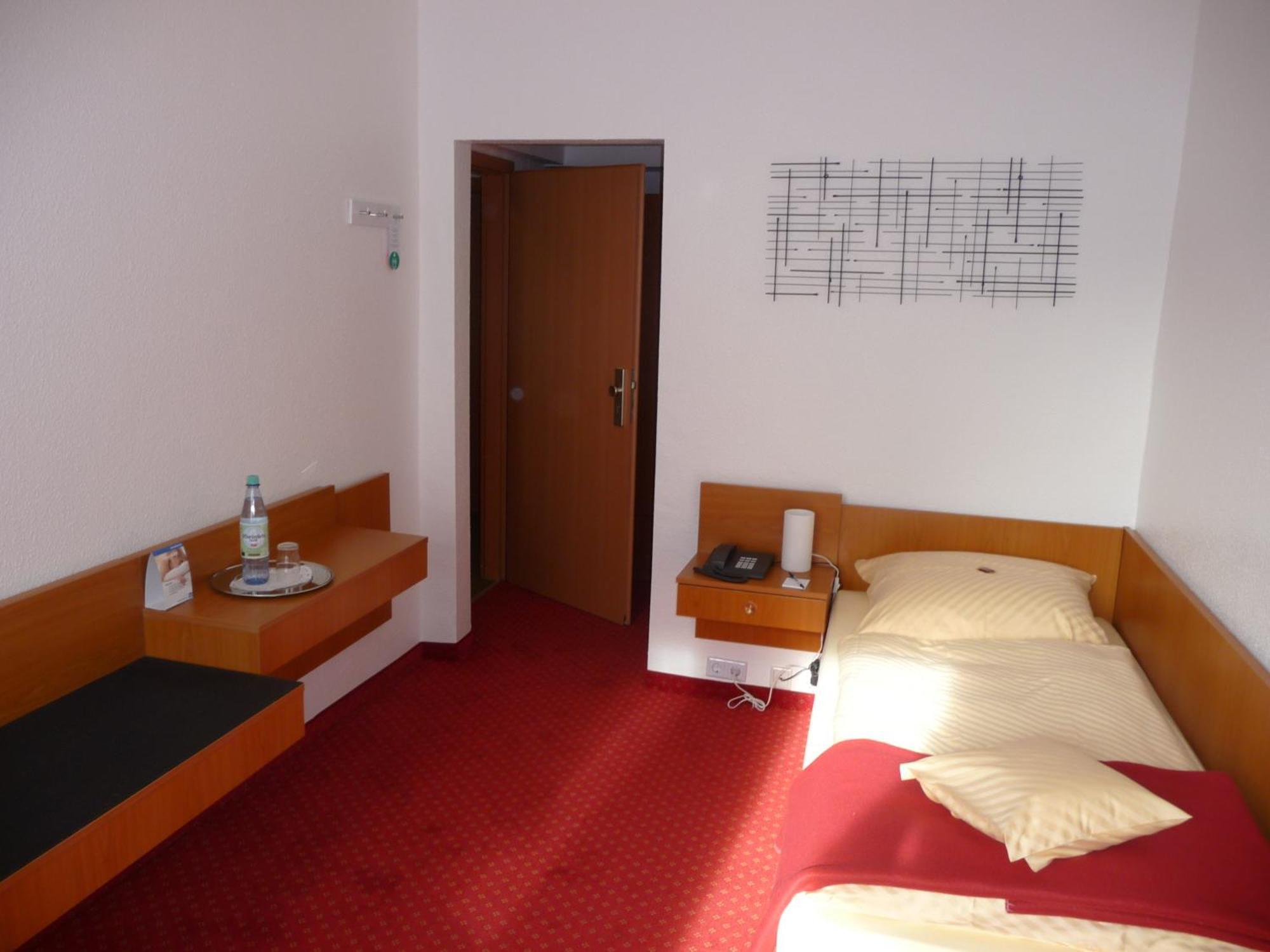 Hotel Sechzehn 레버쿠젠 외부 사진
