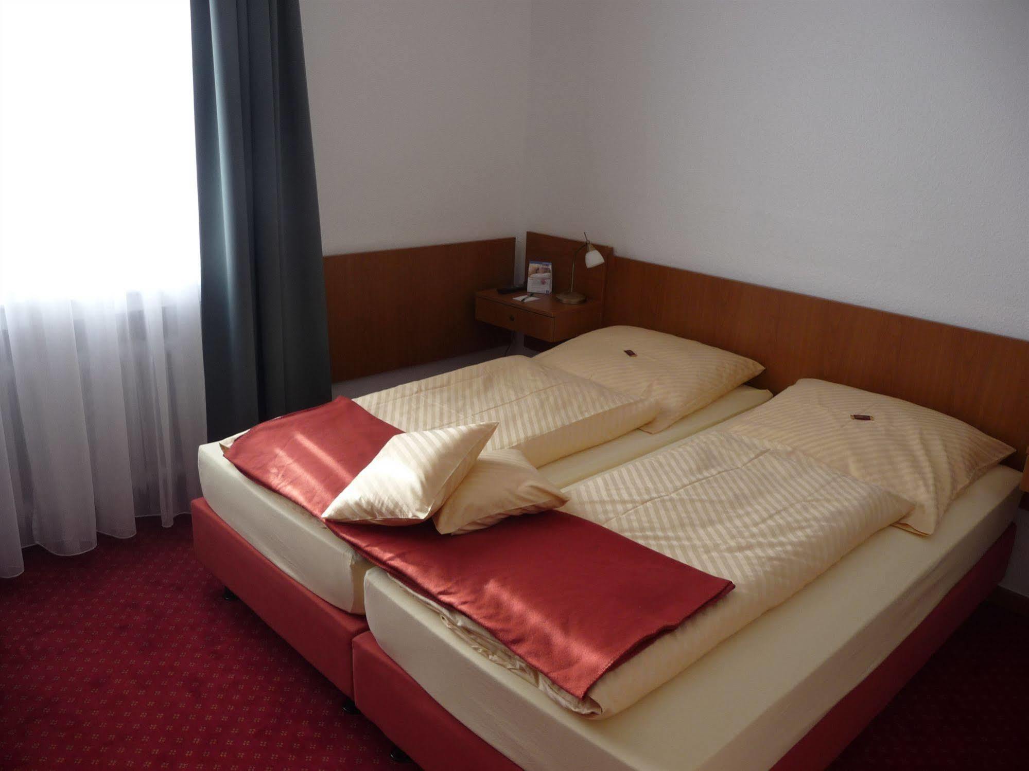 Hotel Sechzehn 레버쿠젠 외부 사진
