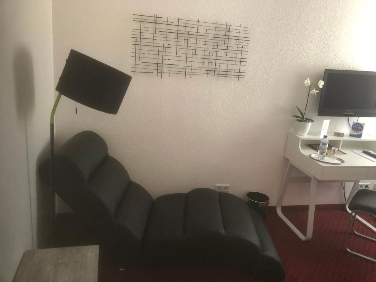 Hotel Sechzehn 레버쿠젠 외부 사진